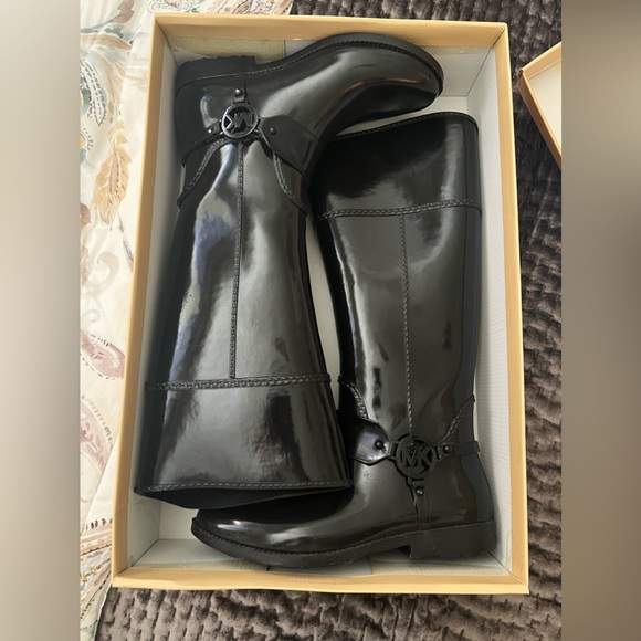 Michael Kors Fulton Harness Tall rainboots - Picture 1 of 3